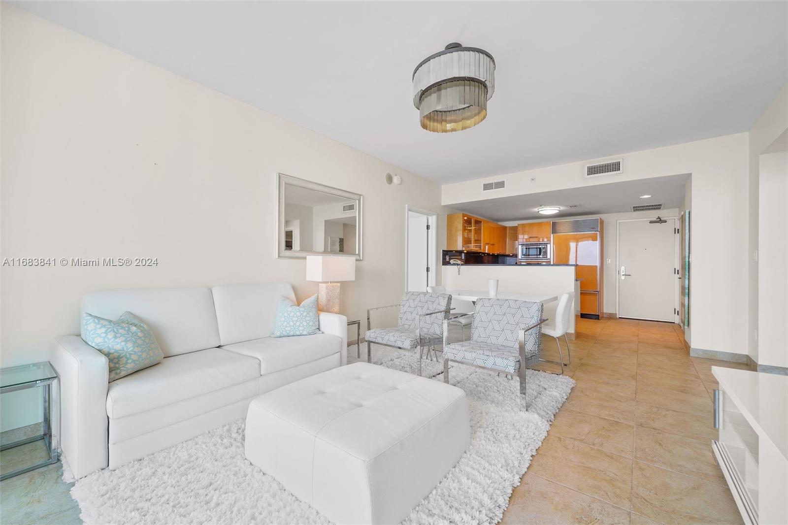 6799 Collins Ave # 1604