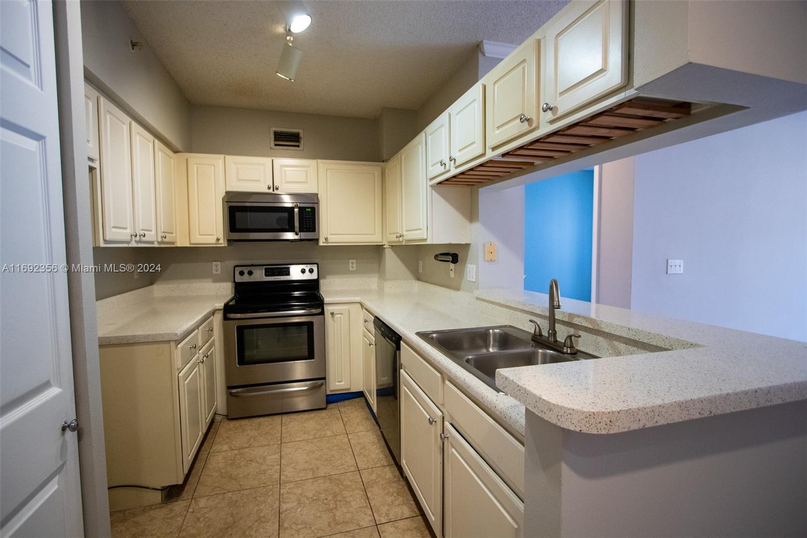 11637 W Atlantic # 1221