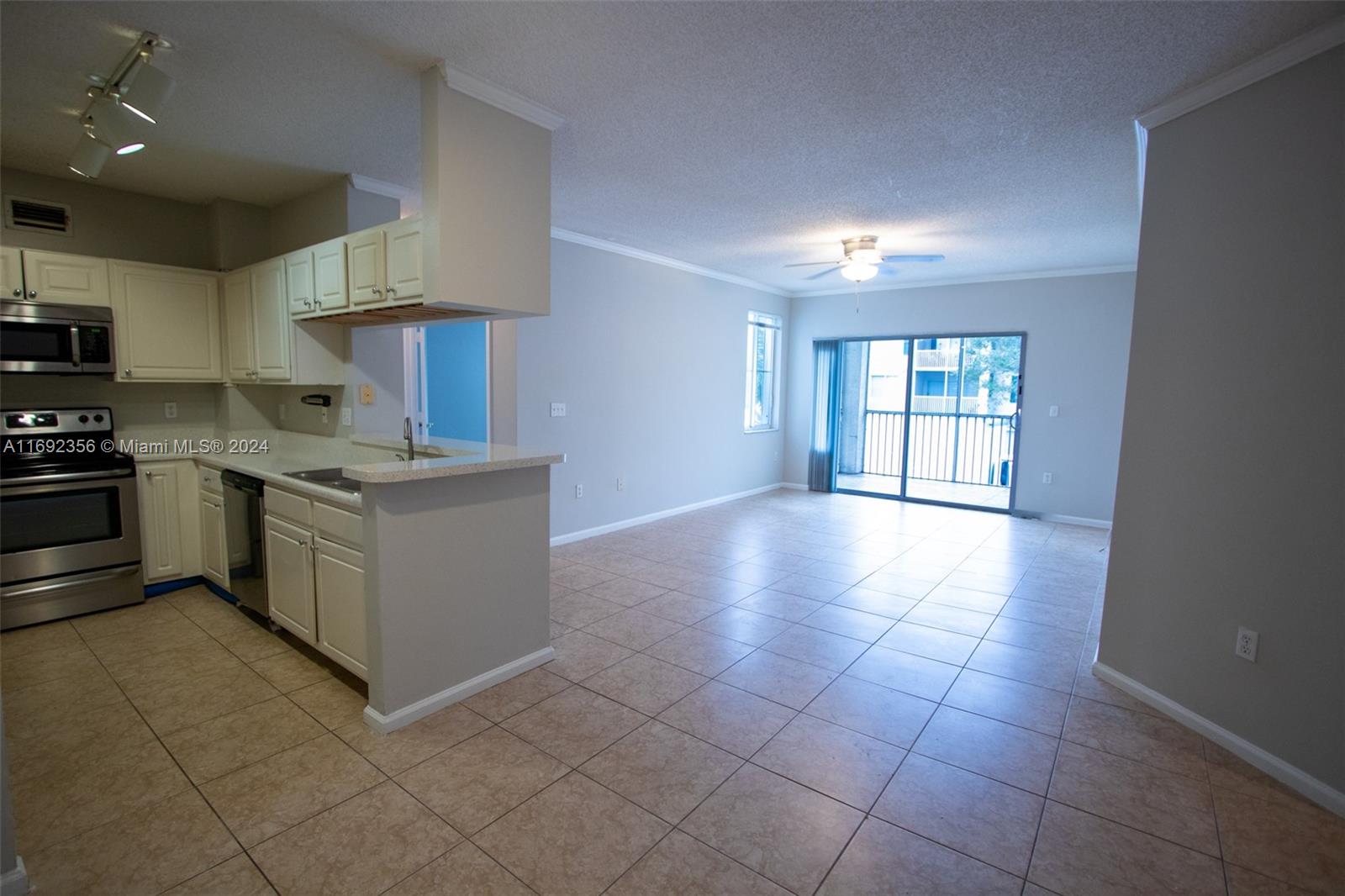 11637 W Atlantic # 1221