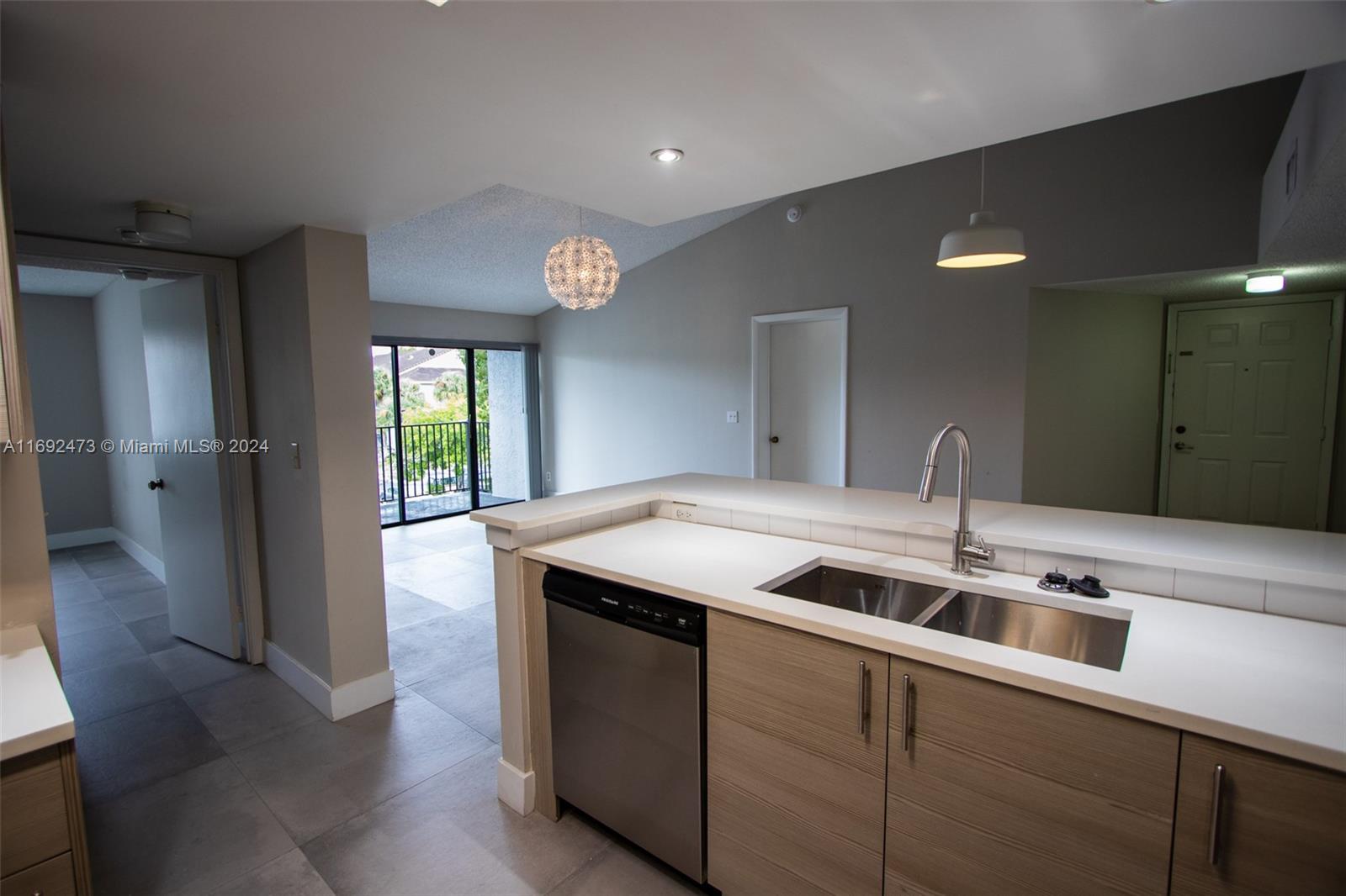 9066 W Atlantic Blvd # 431