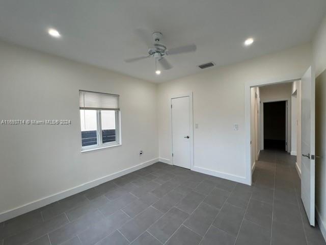 2770 SW 25th St # 2770