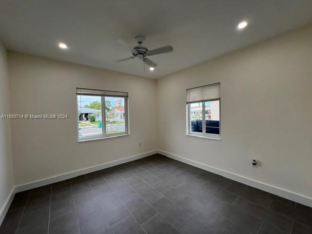 2770 SW 25th St # 2770