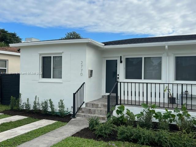 2770 SW 25th St # 2770