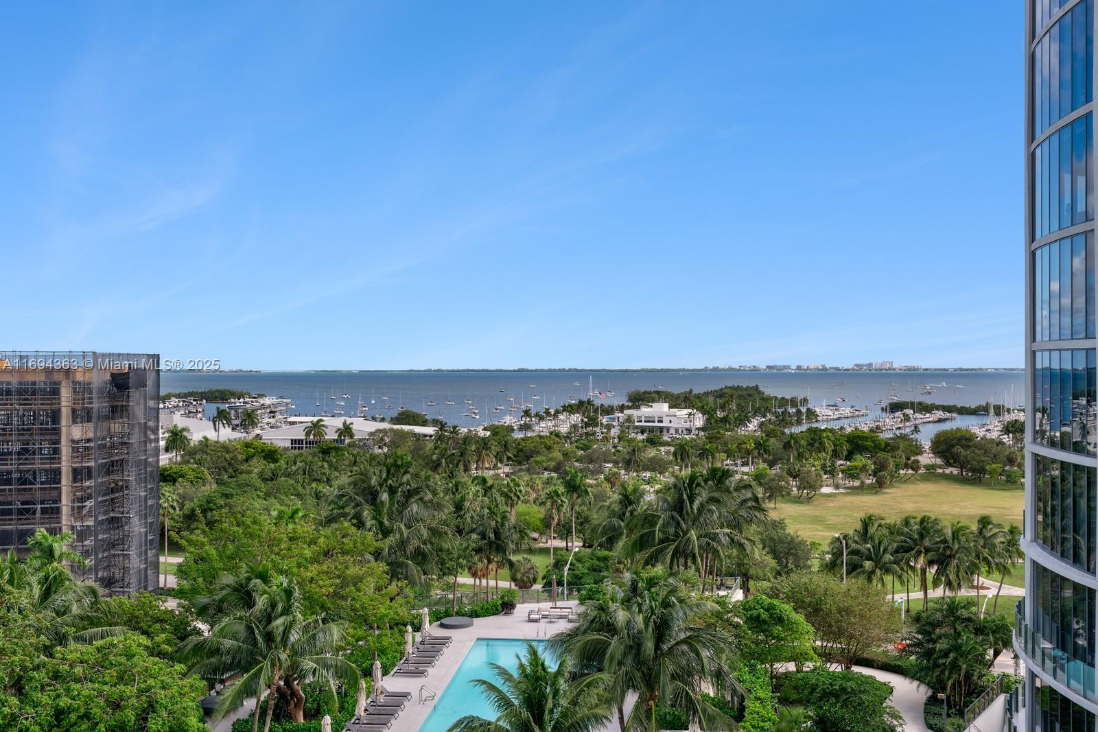 2821 S Bayshore Dr # 9A