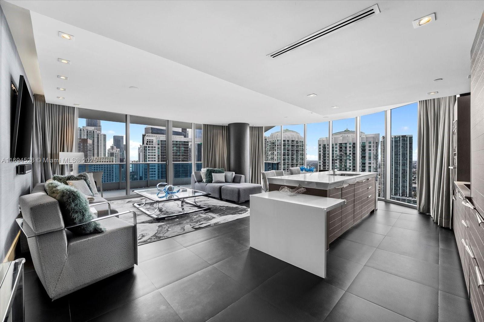 200 Biscayne Boulevard Way # 3602