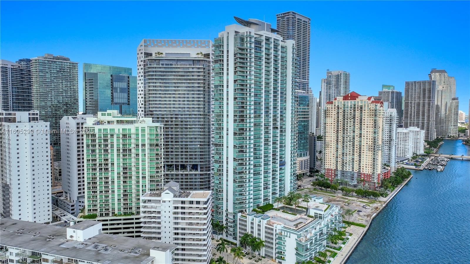 1300 Brickell Bay Dr # 2805
