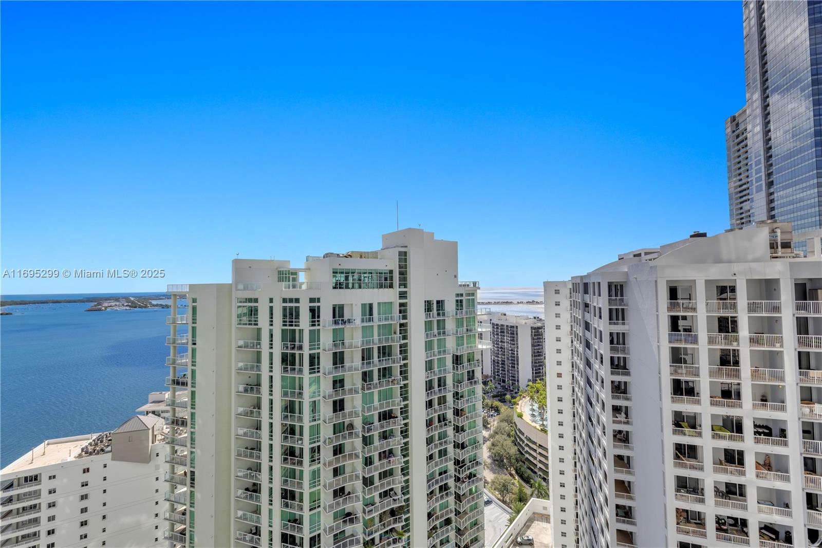 1300 Brickell Bay Dr # 2805