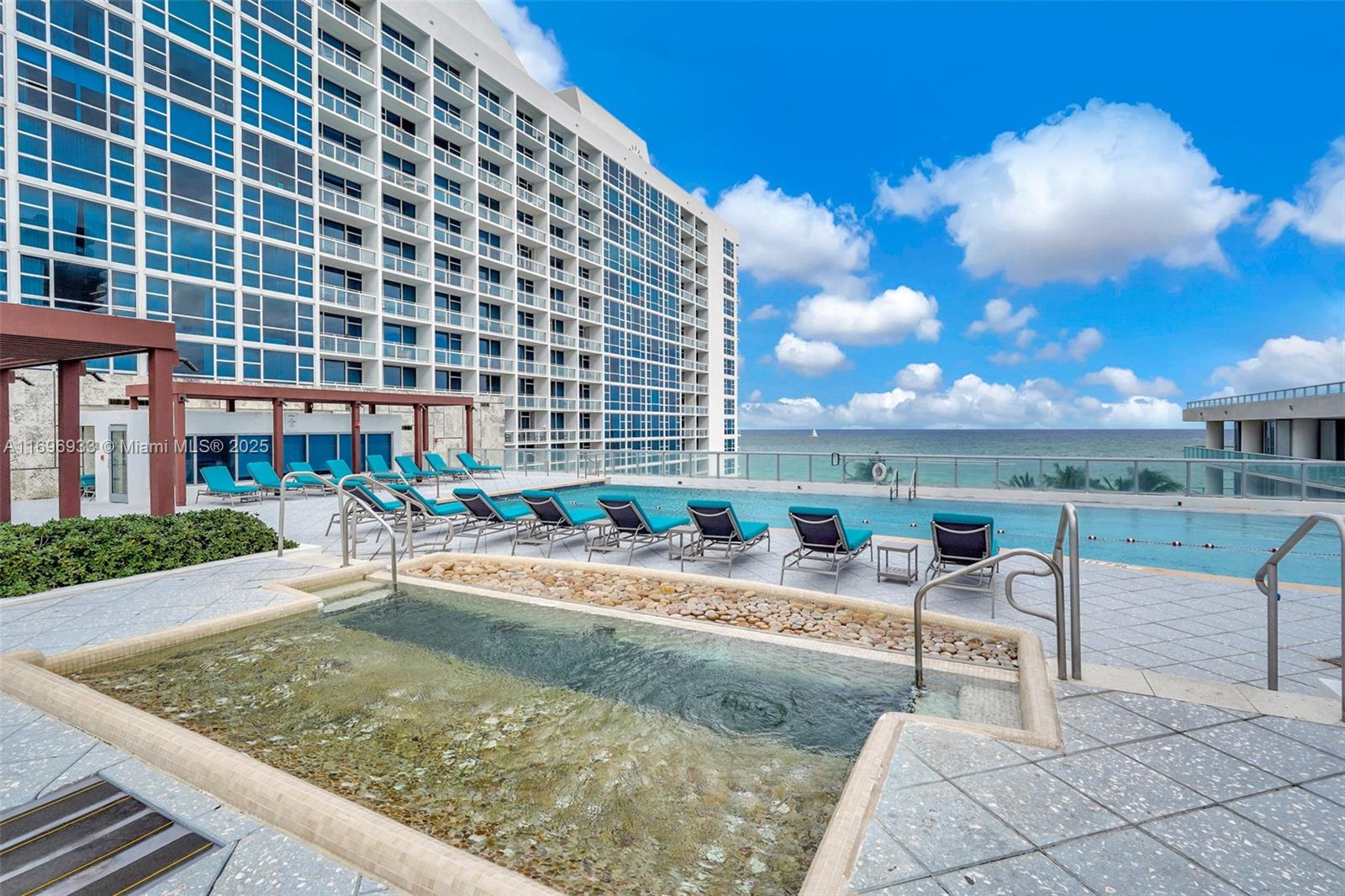 6799 Collins Ave # 1102