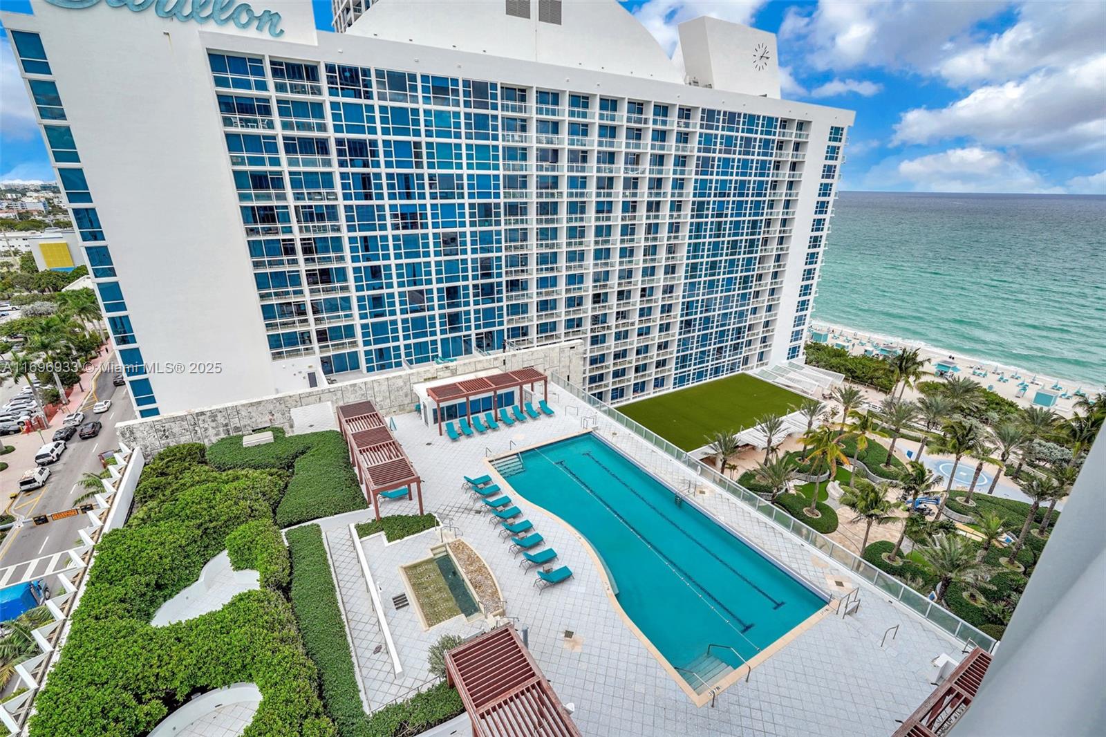 6799 Collins Ave # 1102