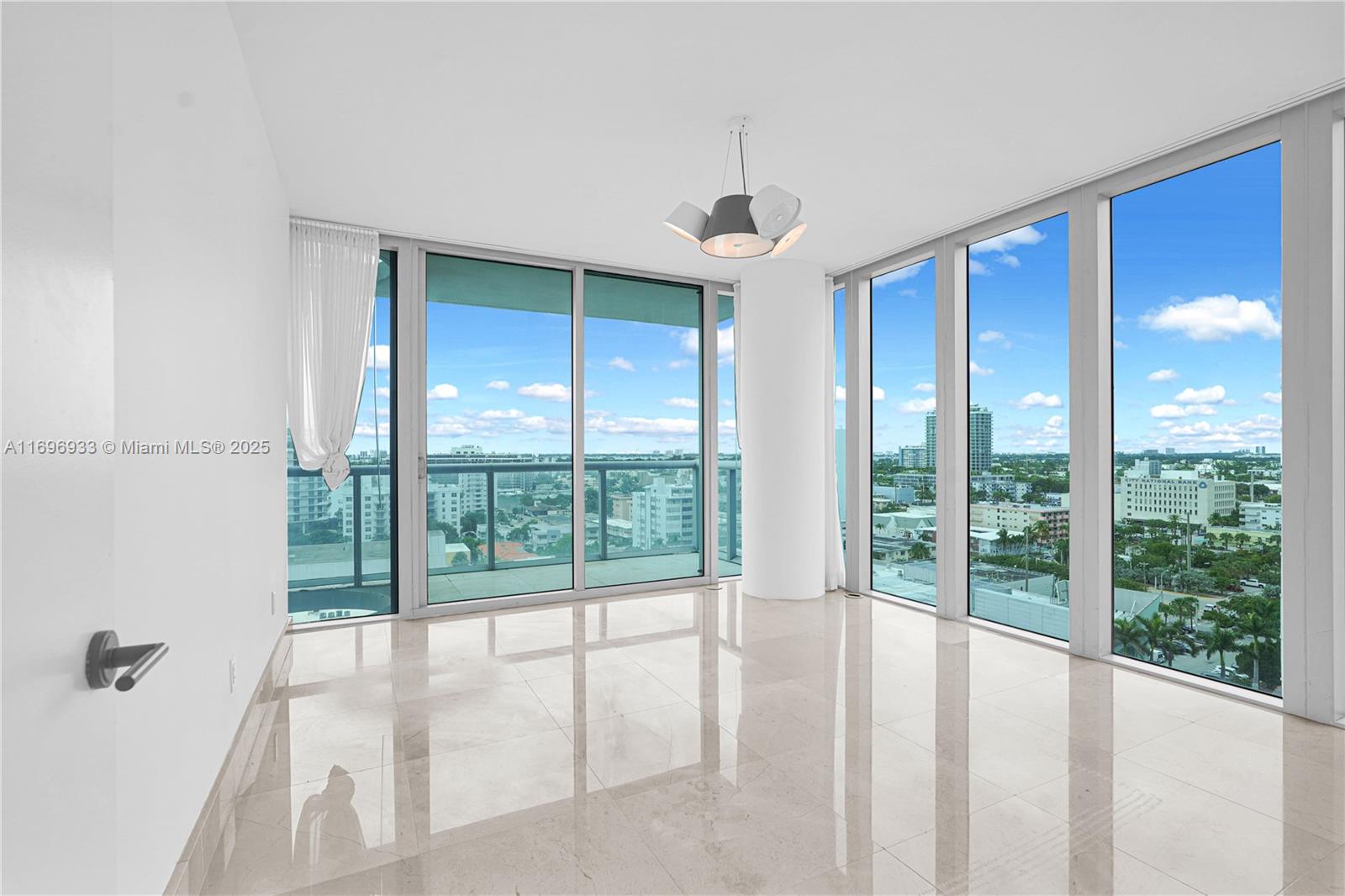 6799 Collins Ave # 1102