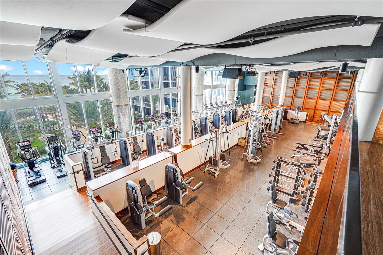 6799 Collins Ave # 1102