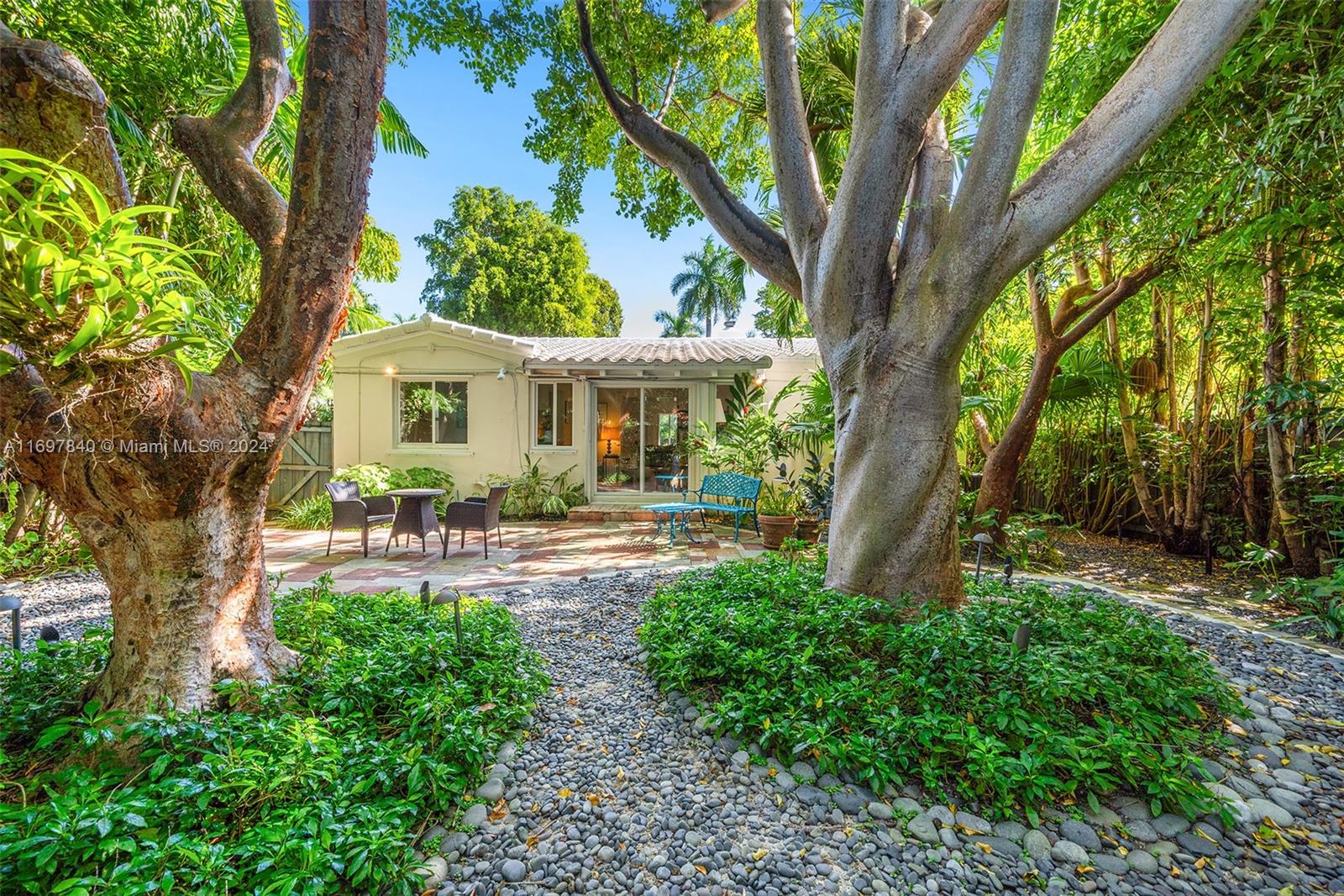 4412 Royal Palm Ave