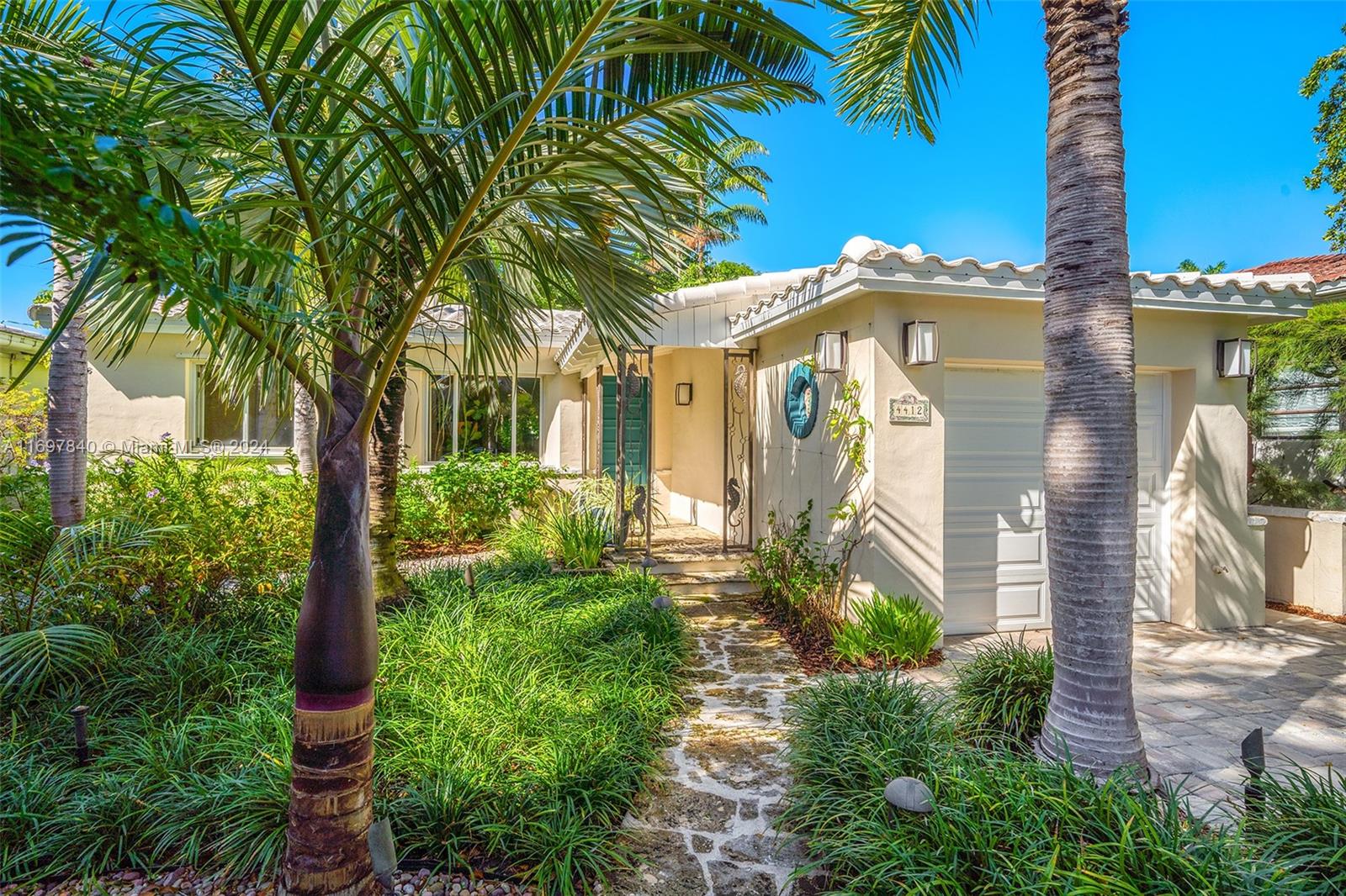 4412 Royal Palm Ave
