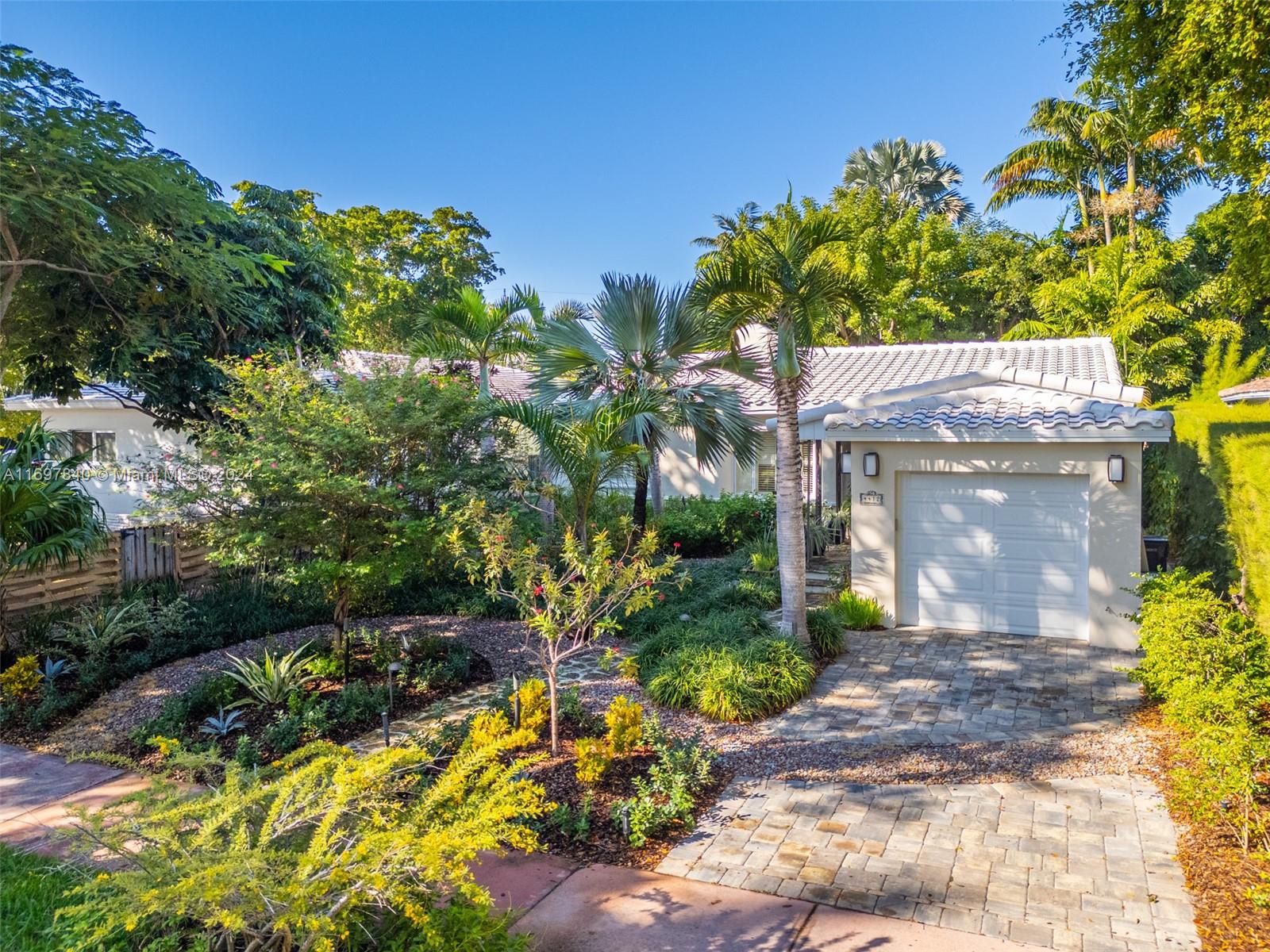 4412 Royal Palm Ave