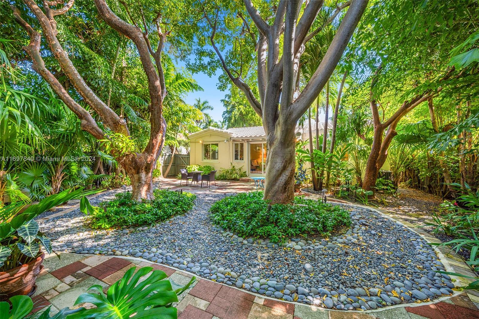 4412 Royal Palm Ave
