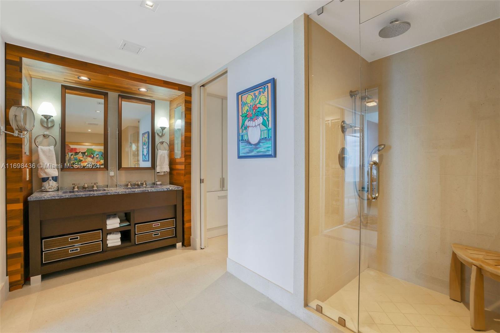 6899 Collins Ave # 2804