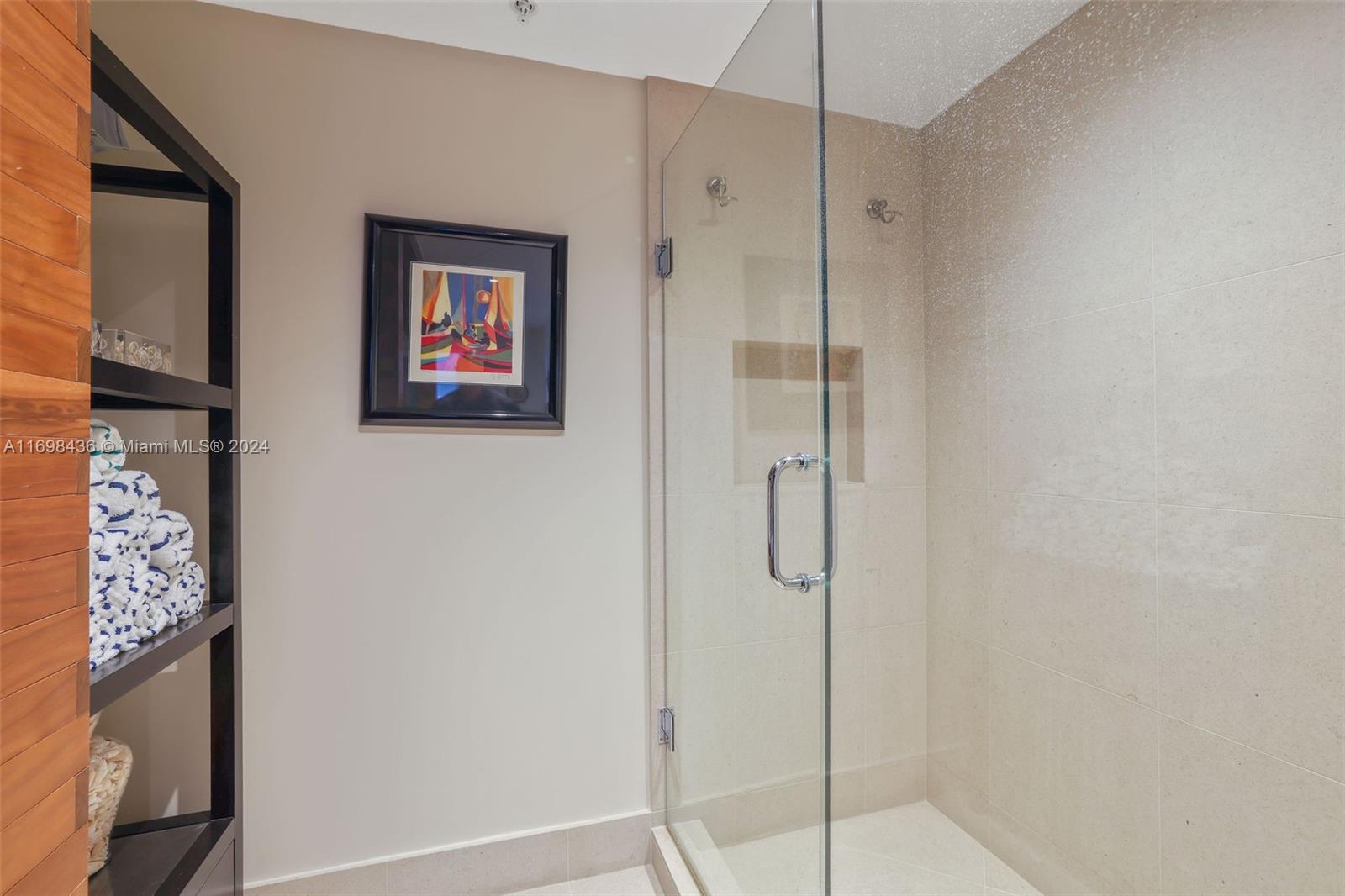 6899 Collins Ave # 2804