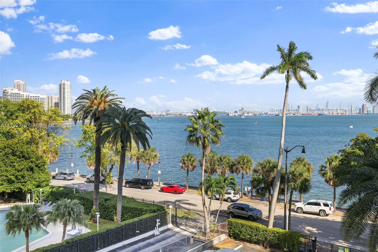 1420 Brickell Bay Dr # 504B