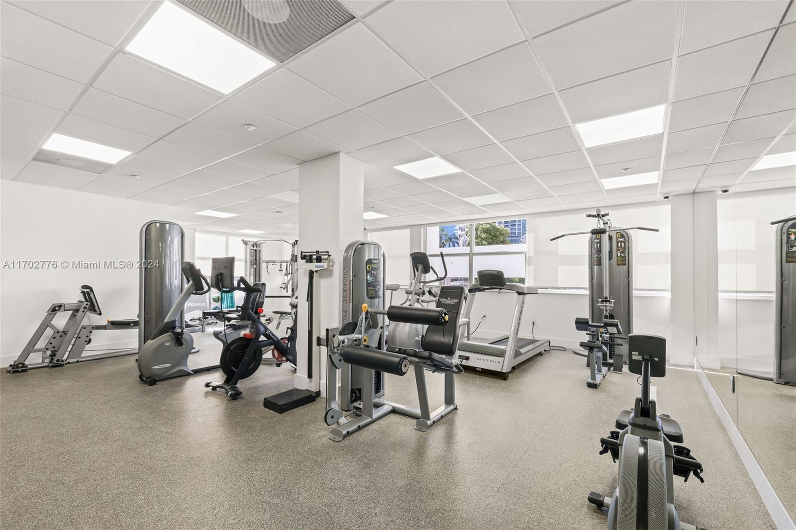 1420 Brickell Bay Dr # 504B