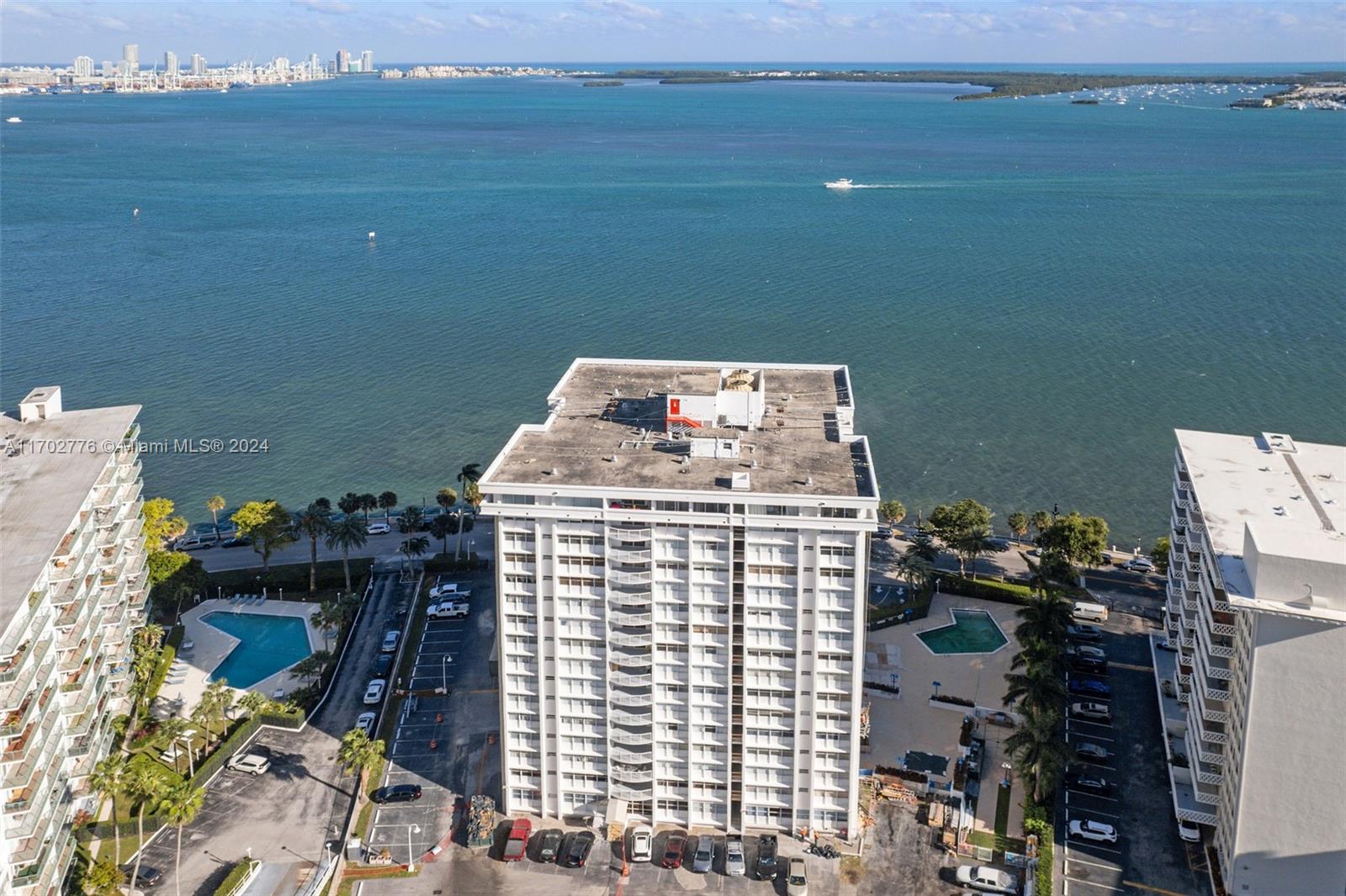 1420 Brickell Bay Dr # 504B