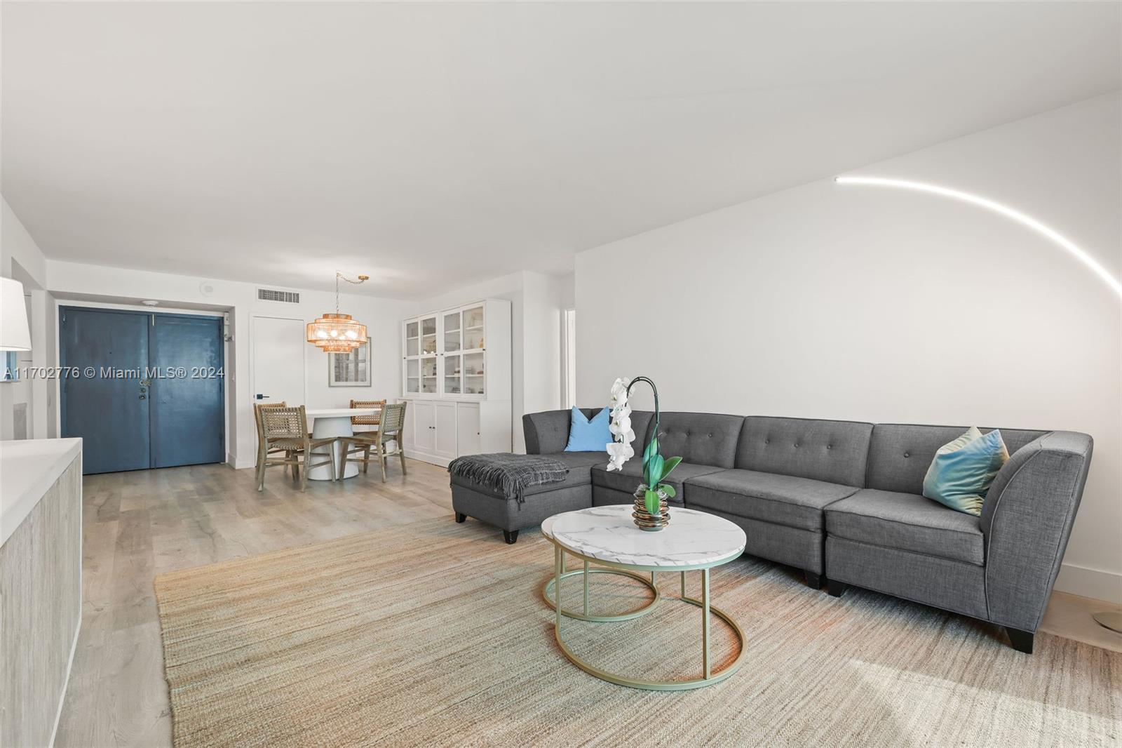 1420 Brickell Bay Dr # 504B