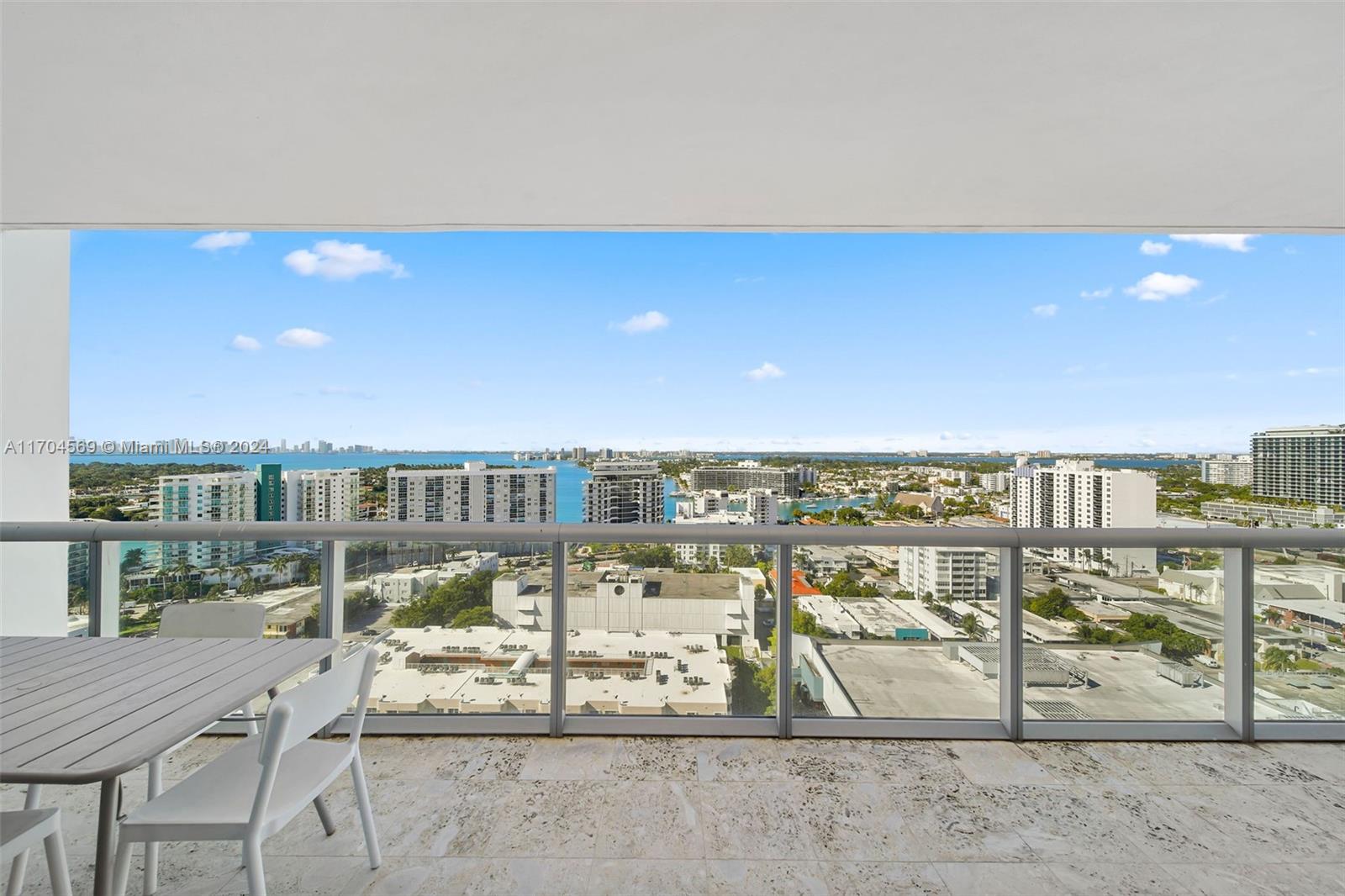 6799 Collins Ave Unit: CPH01