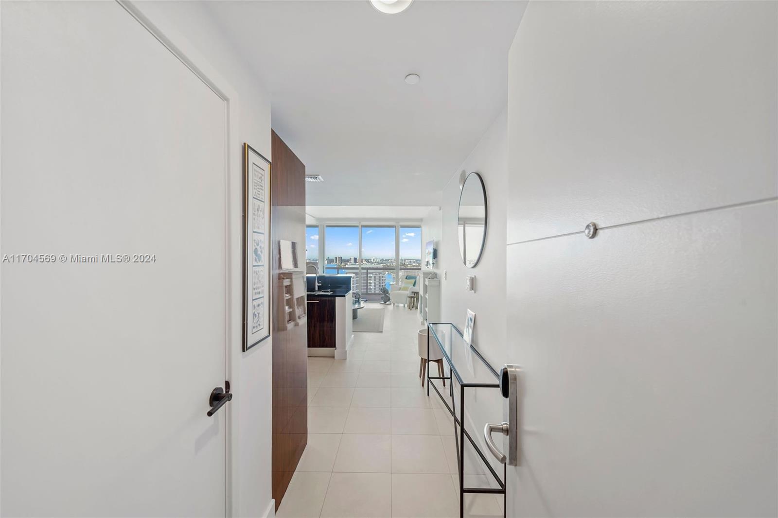 6799 Collins Ave Unit: CPH01