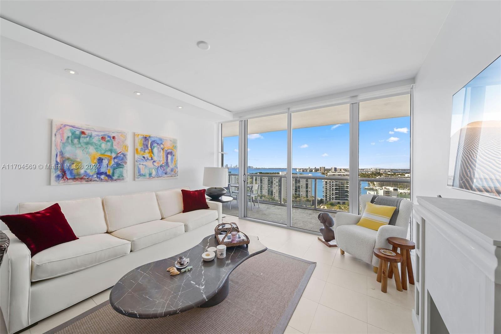 6799 Collins Ave Unit: CPH01