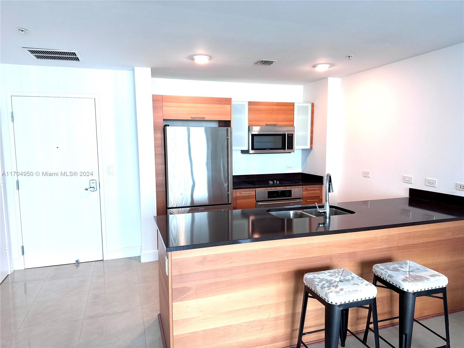 3301 NE 1st Ave # H1813