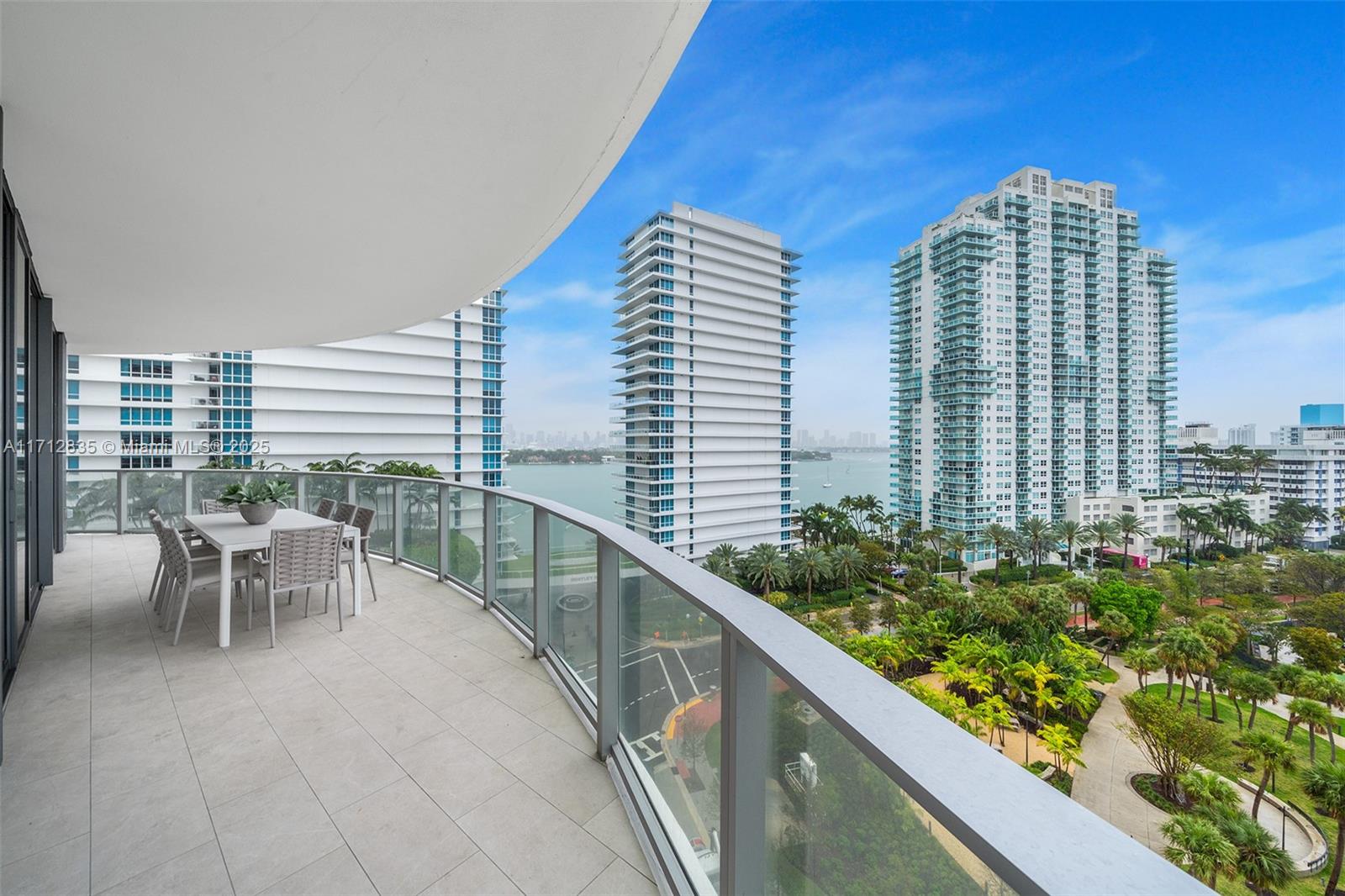500 Alton # 1005