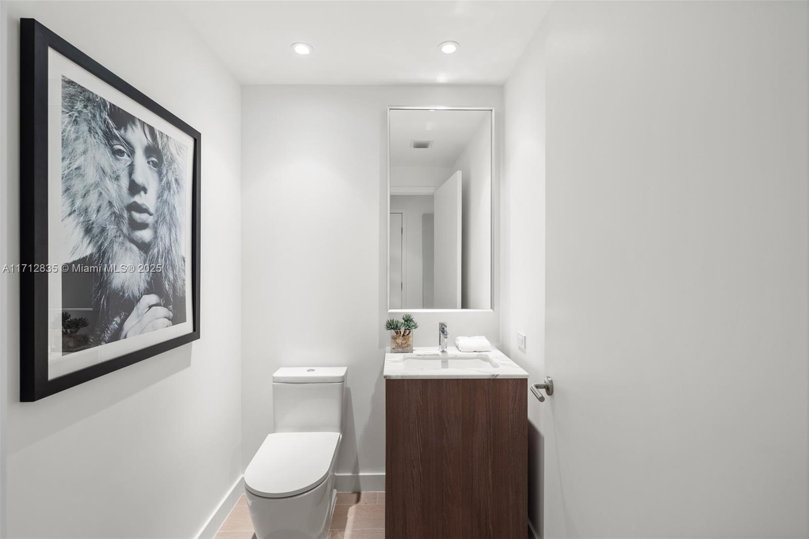 500 Alton # 1005