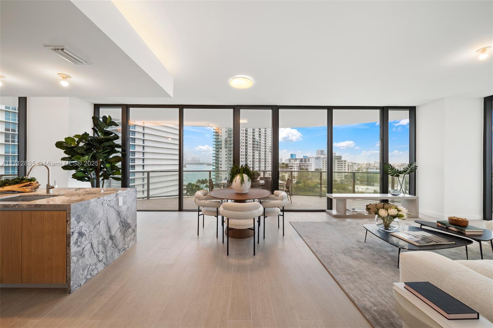500 Alton # 1005