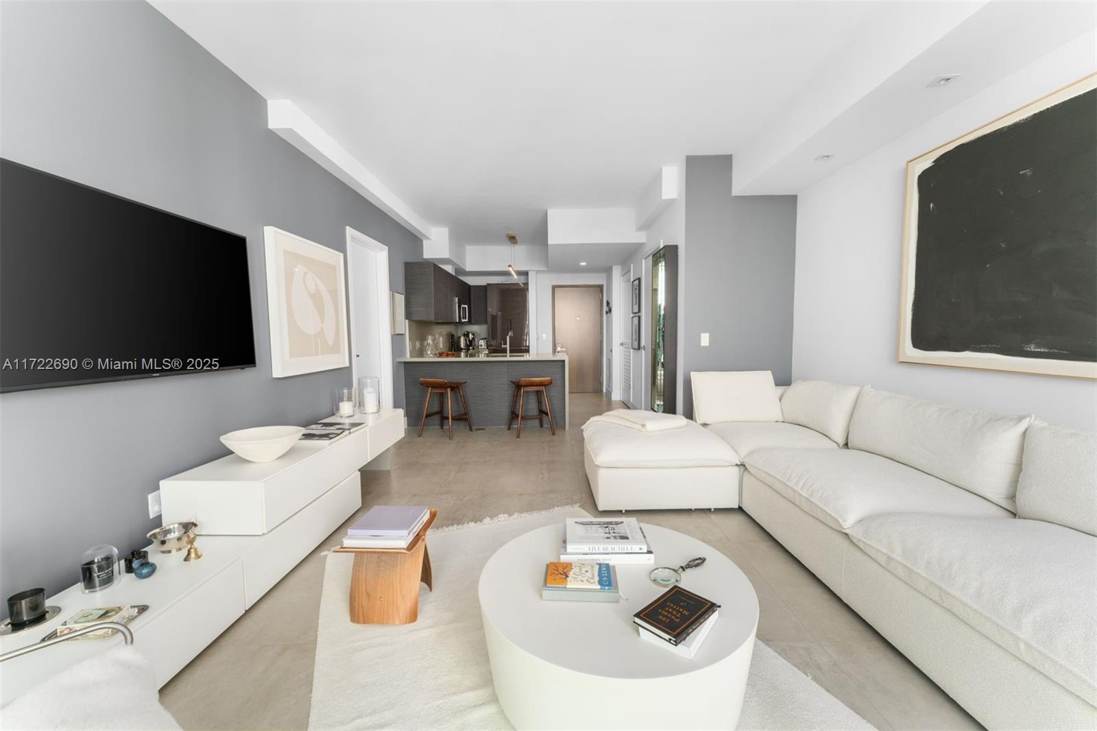 1080 Brickell Ave # 3404