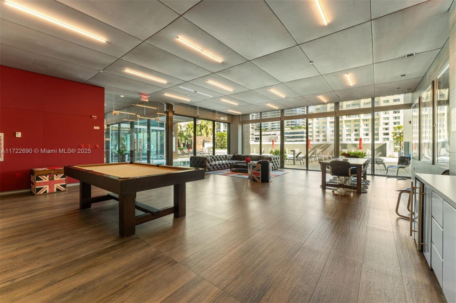 1080 Brickell Ave # 3404