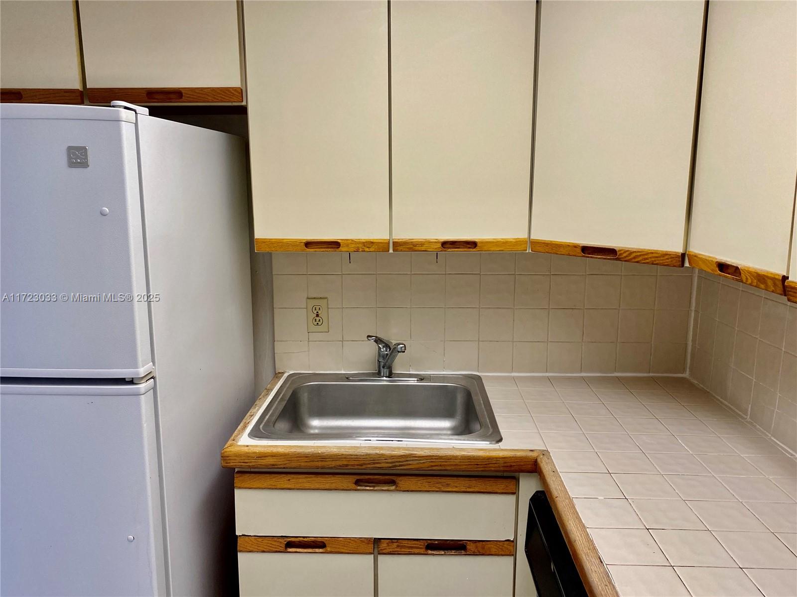 800 West Ave # 714