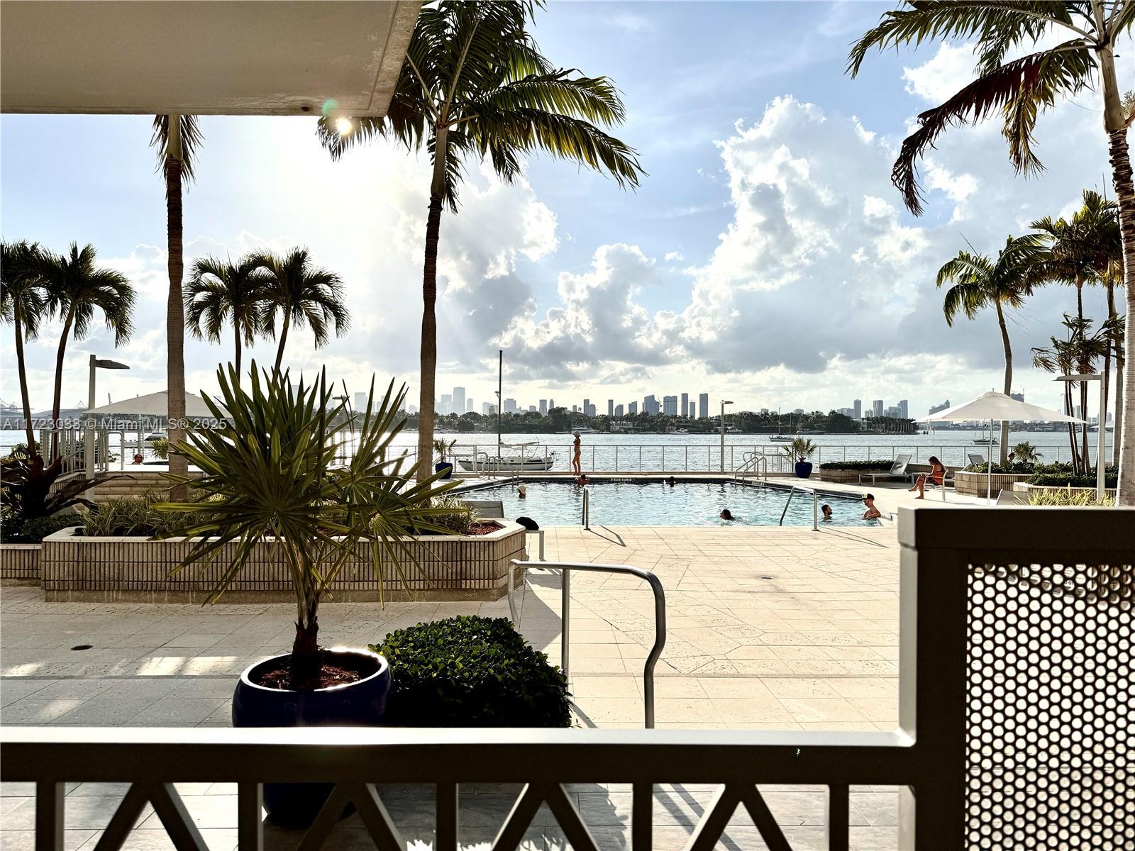 800 West Ave # 714