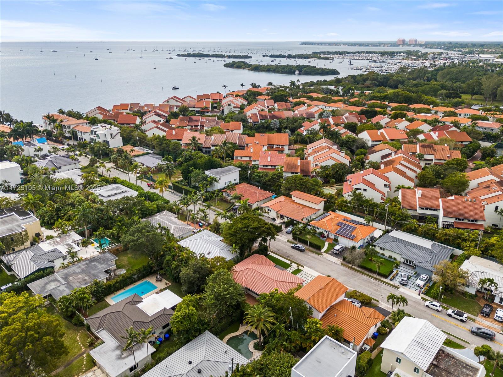 3505 Crystal View Ct