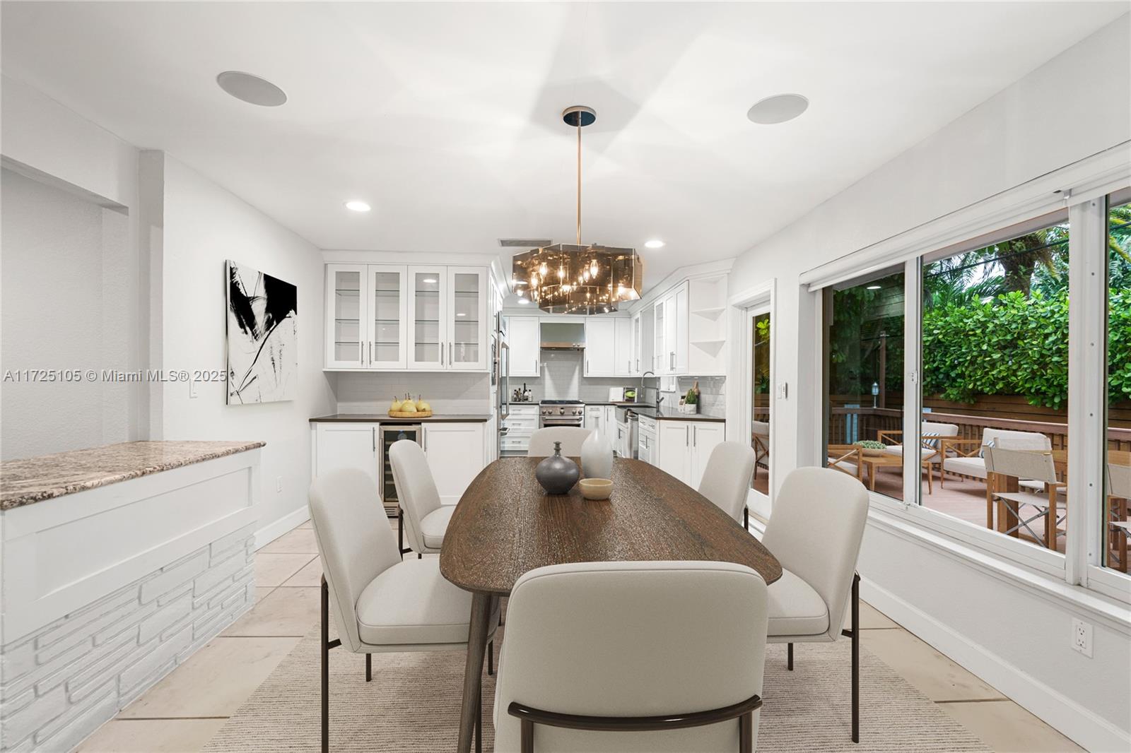 3505 Crystal View Ct