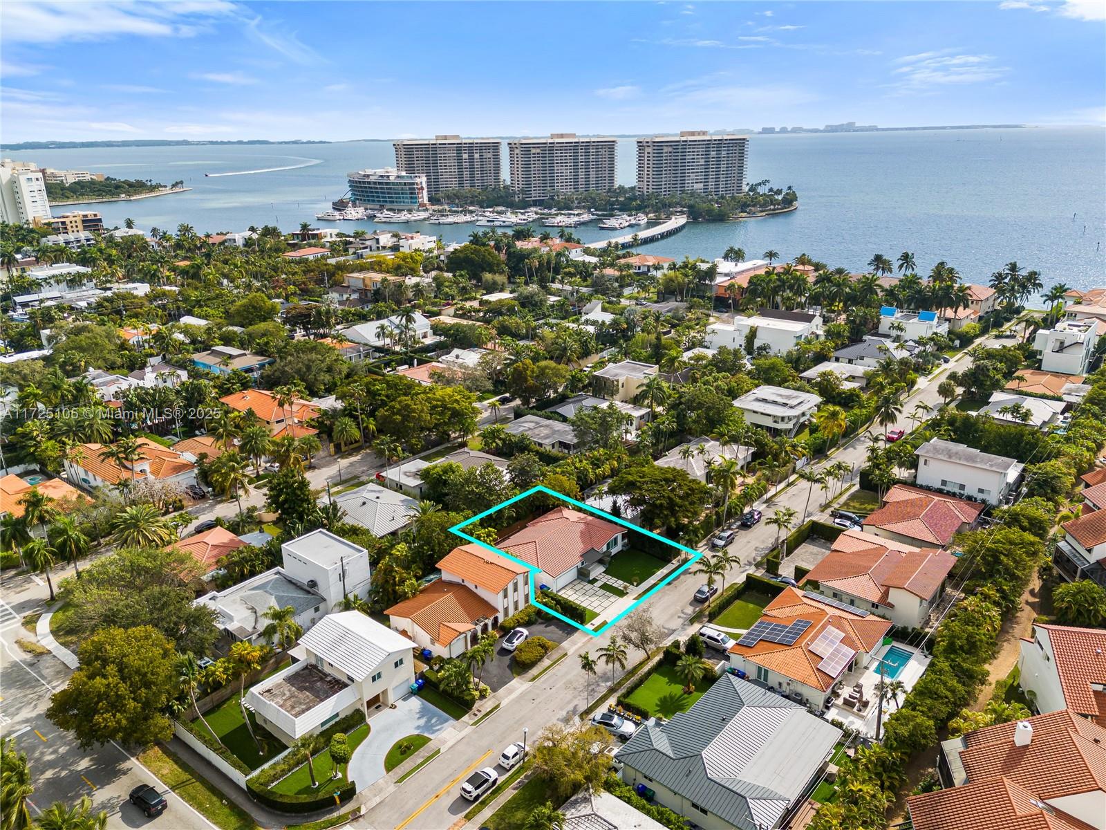 3505 Crystal View Ct