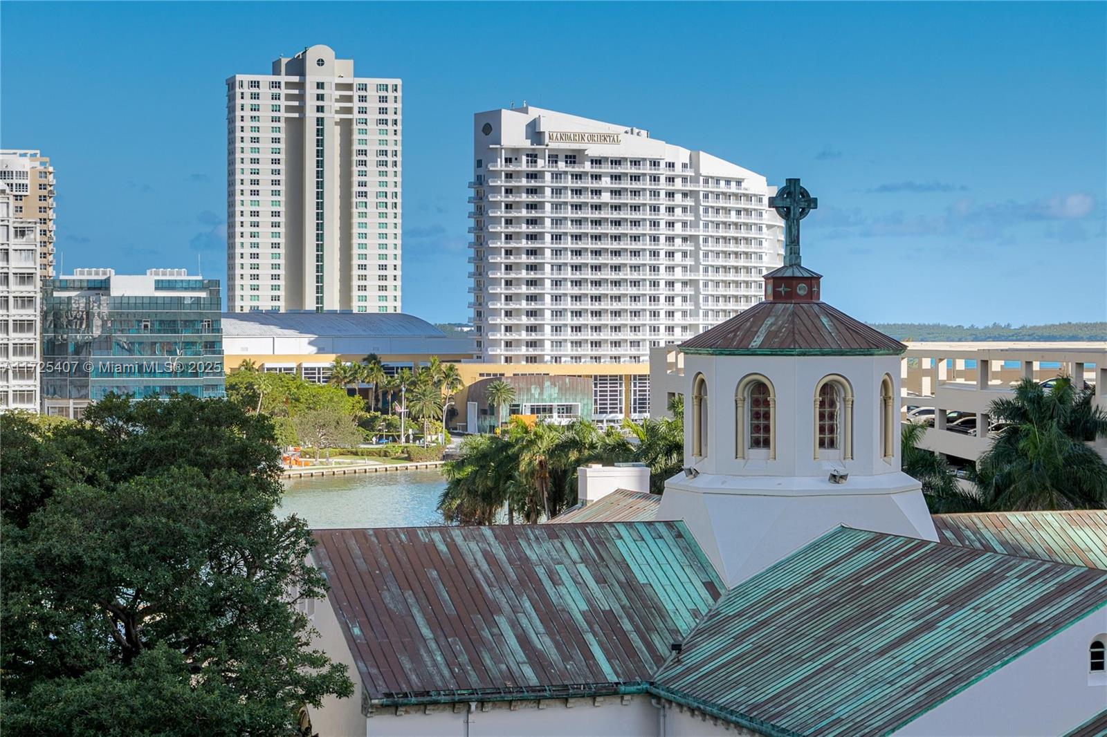 500 Brickell Ave # 800