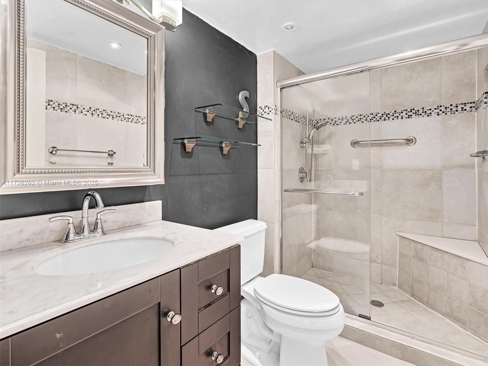 3675 N Country Club Dr # 309