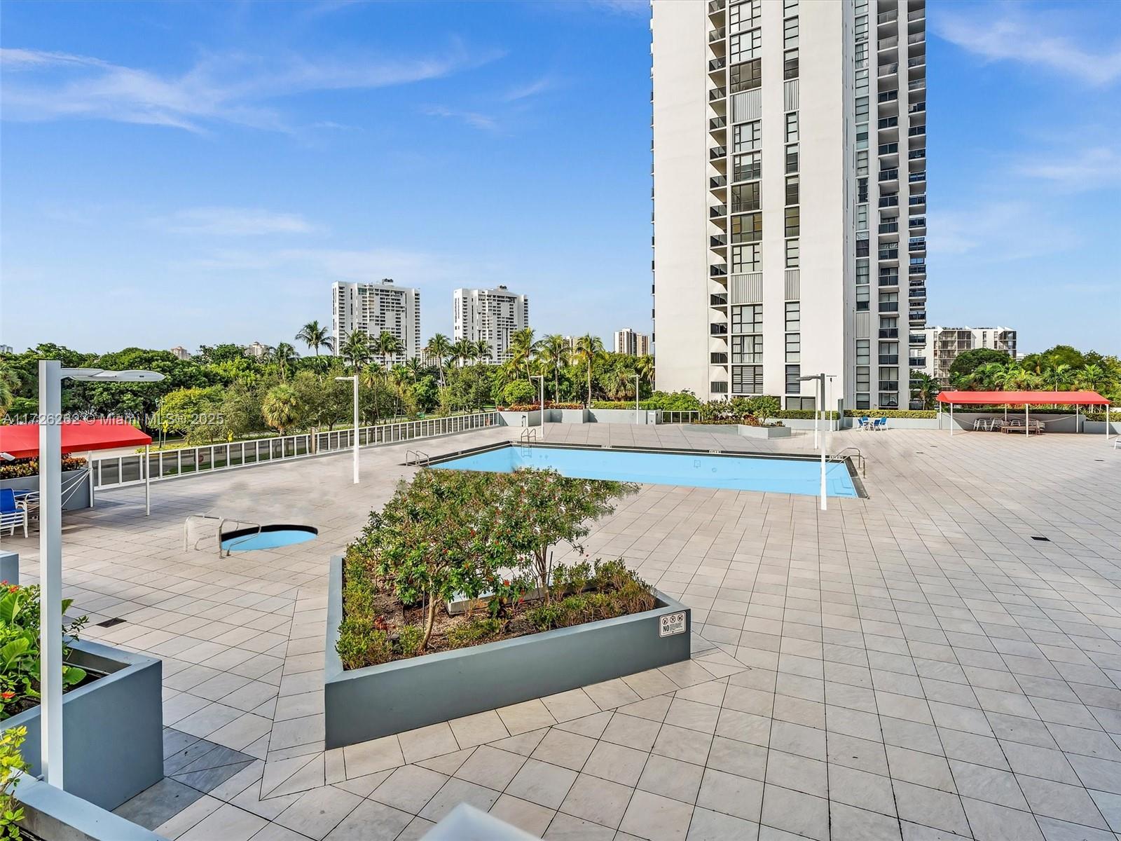 3675 N Country Club Dr # 309