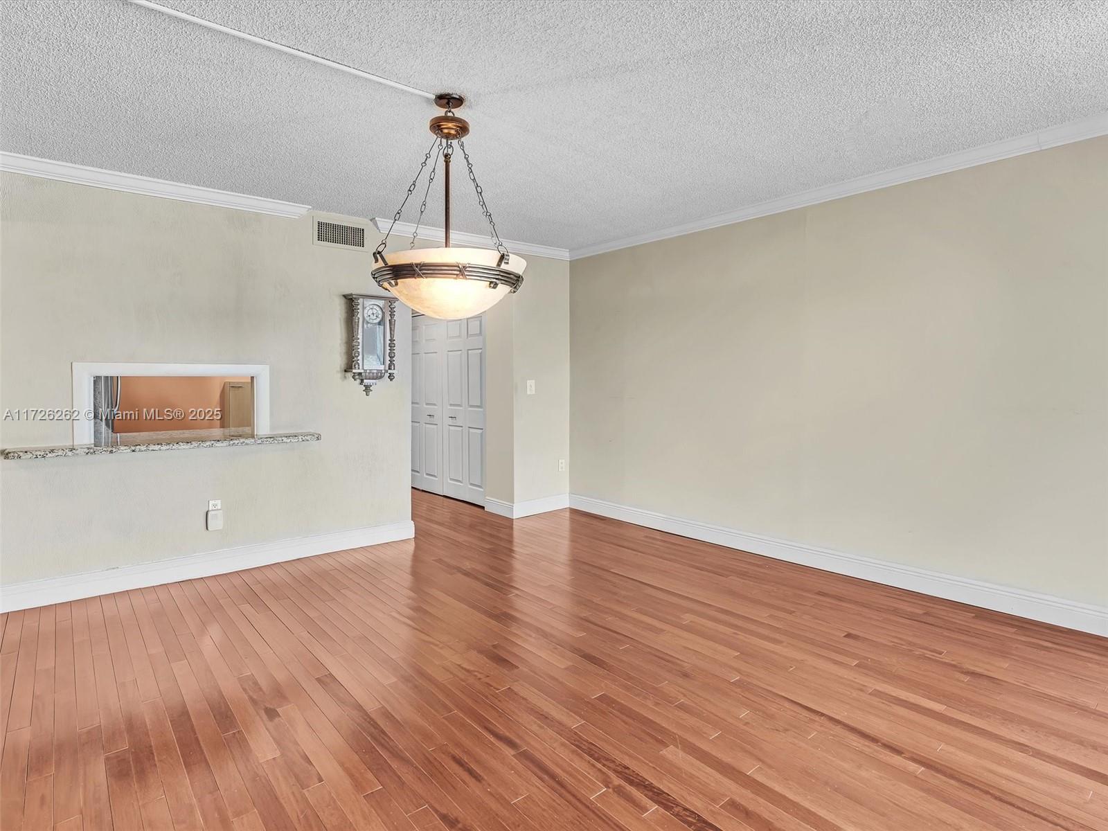 3675 N Country Club Dr # 309