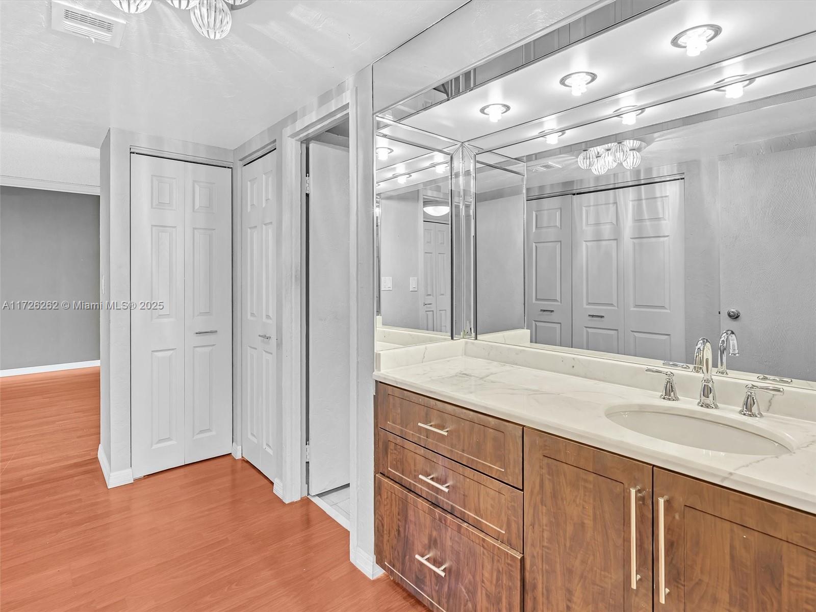 3675 N Country Club Dr # 309