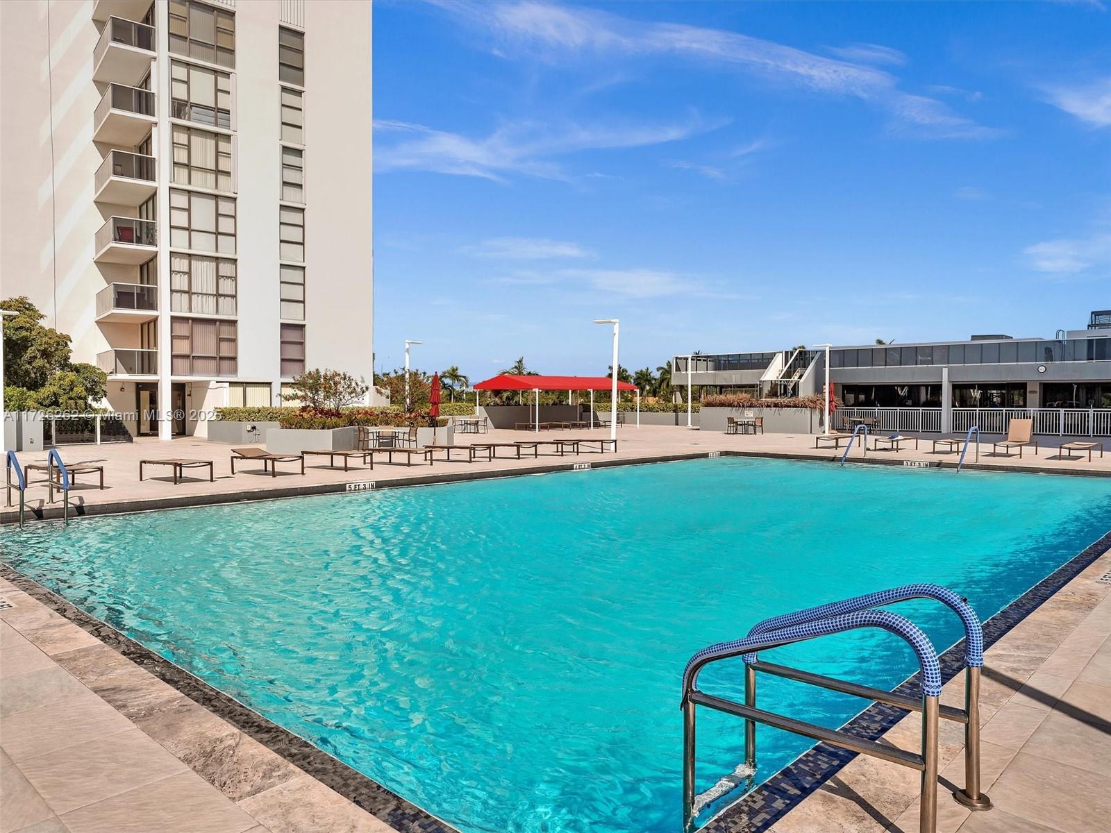 3675 N Country Club Dr # 309
