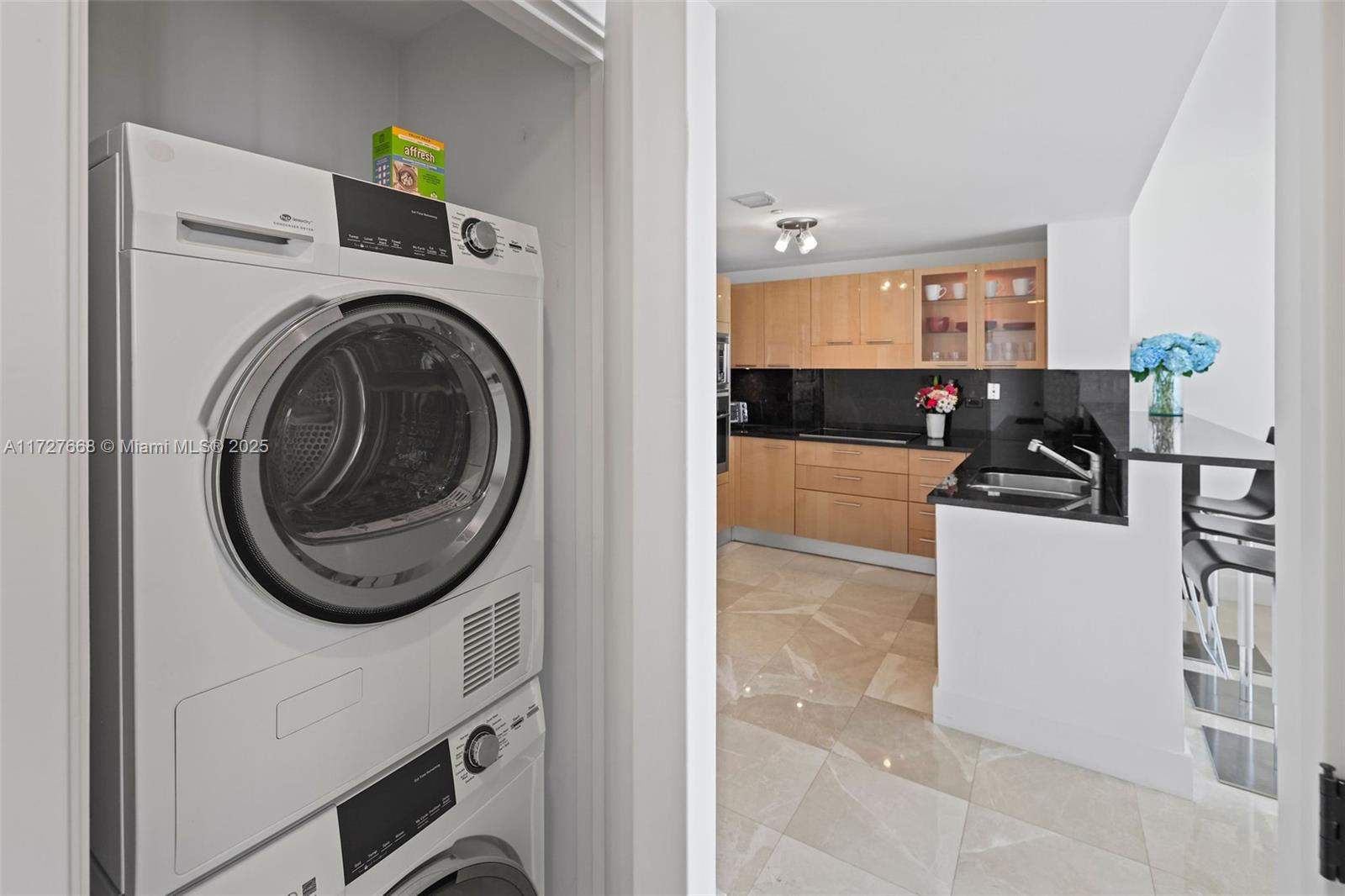 6799 Collins Avenue # 1201
