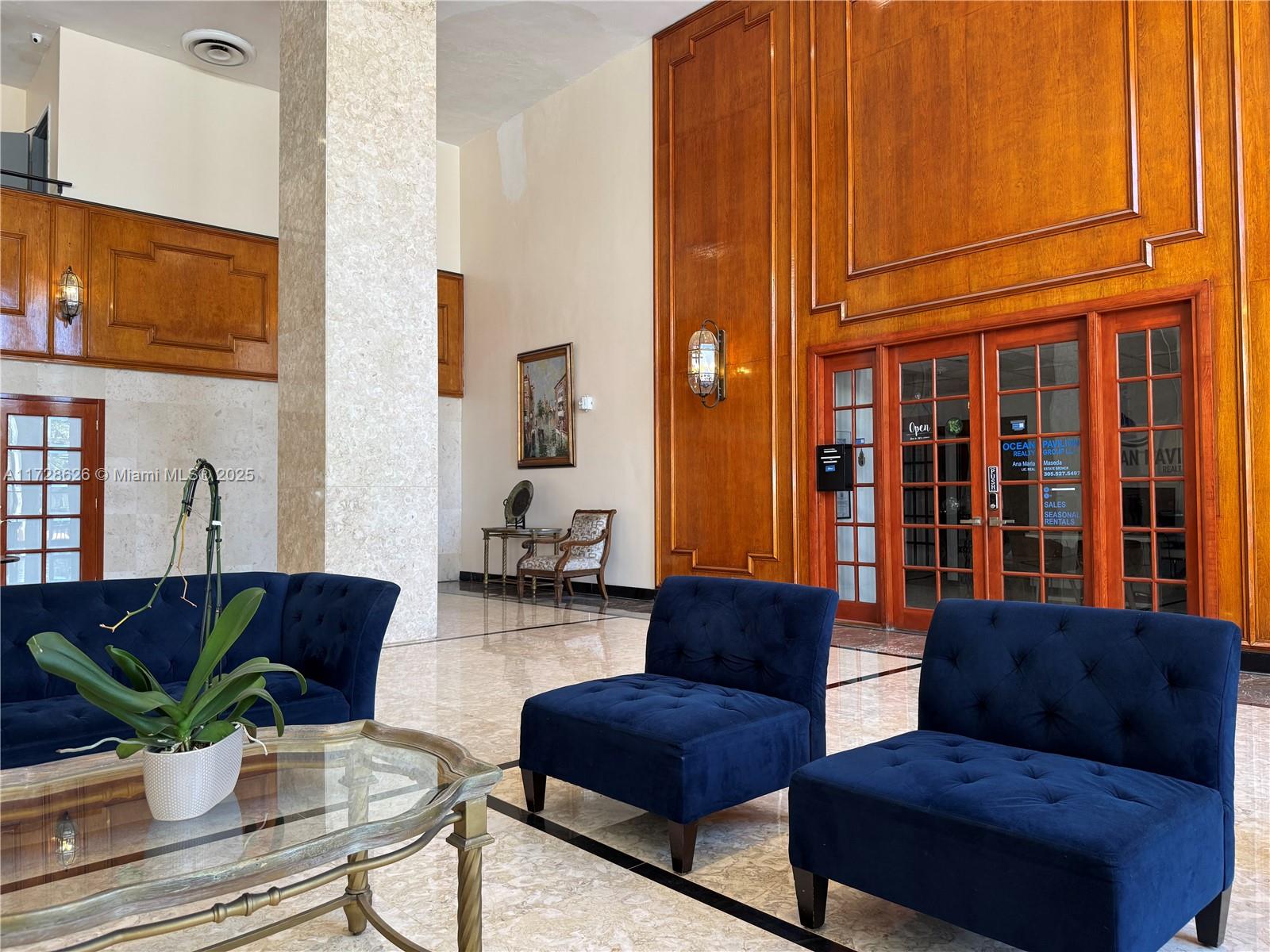 5601 Collins Ave # 5 Unit: PH-5