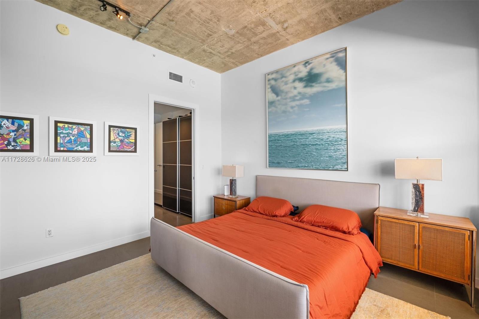 5601 Collins Ave # 5 Unit: PH-5