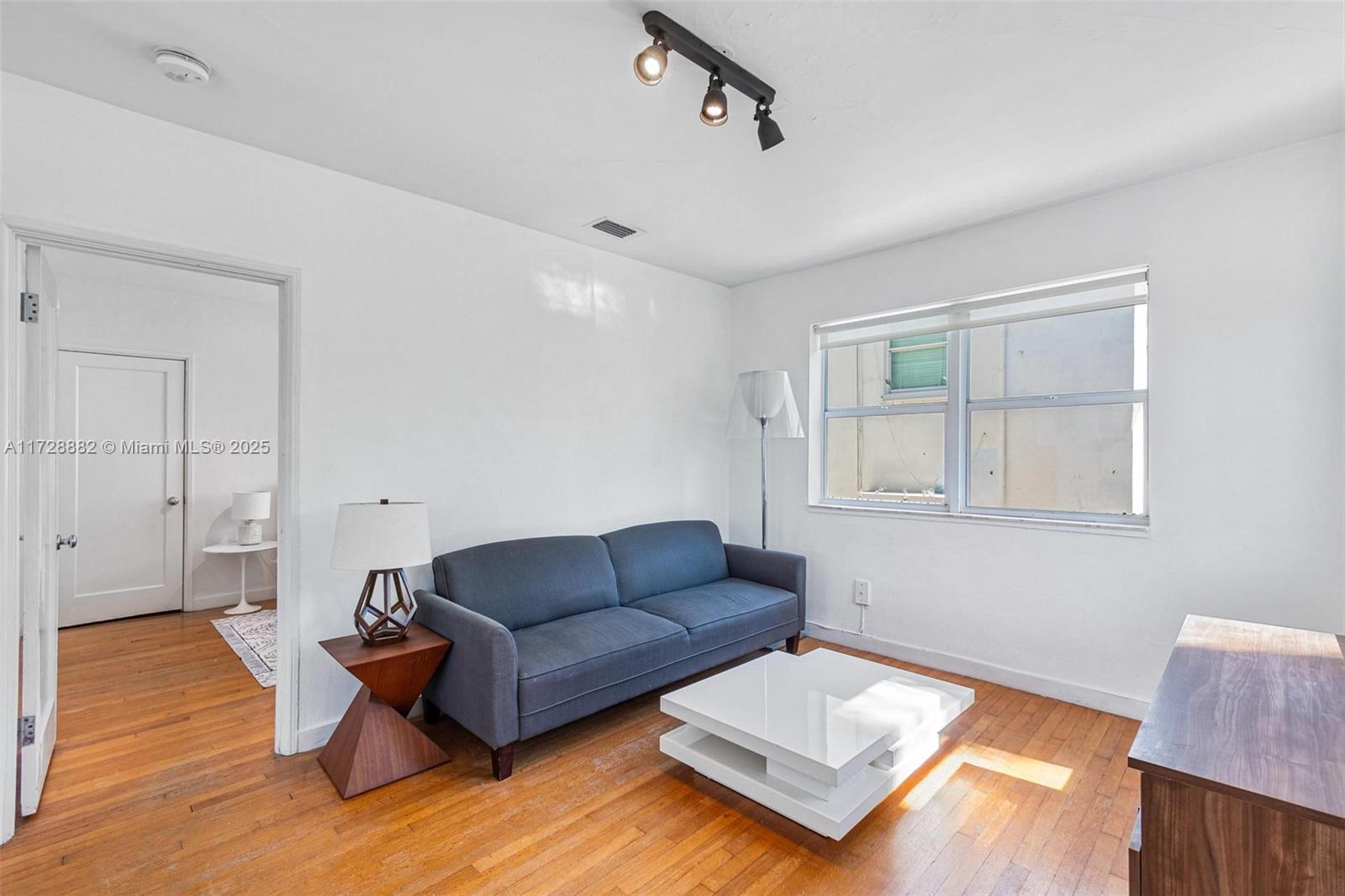 4015 N Meridian Ave # 6