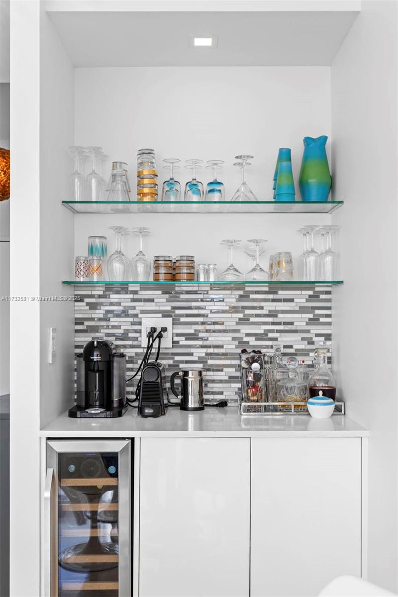 11 Island Ave Unit: PH3